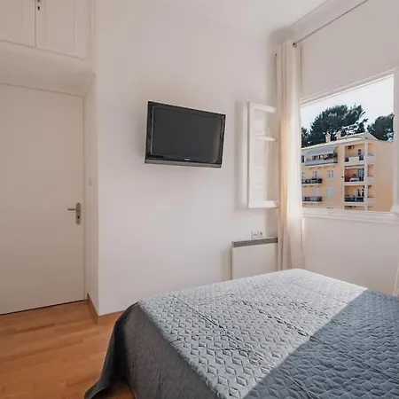 Urban Apartment-city Center! Διαμέρισμα